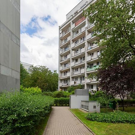 Central Apartment Solec Wilanowska By Noclegi Renters Warsaw Ngoại thất bức ảnh
