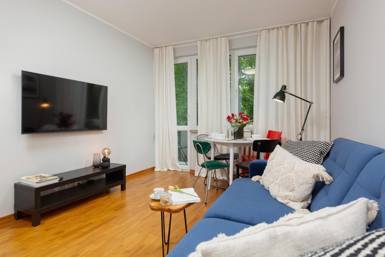 Central Apartment Solec Wilanowska By Noclegi Renters Warsaw Ngoại thất bức ảnh